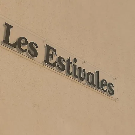 Les Estivales Apartment *